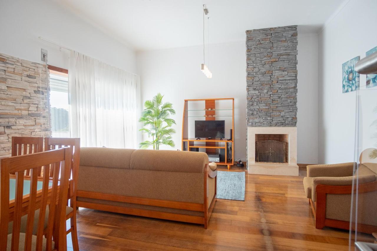 8 Rodrigues Family House - Villa With Patio Nazaré Exteriér fotografie